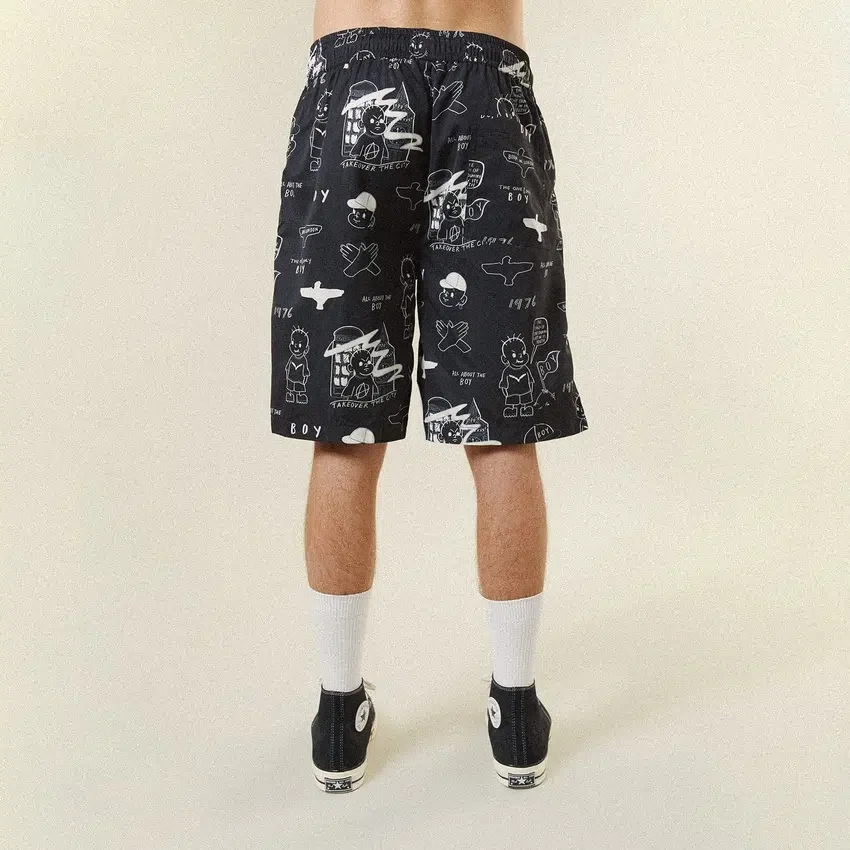 Die „BOY Nylon Shorts“