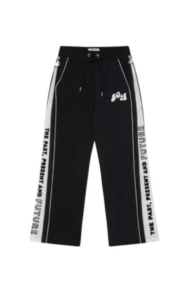 Past Present Future Boy Trainingshose